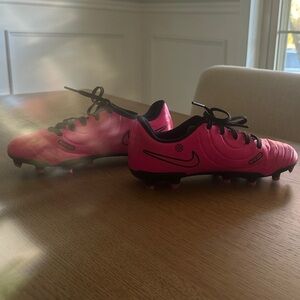 Nike Kids Pink Cleats